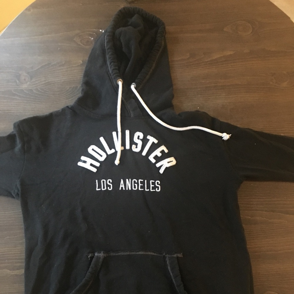 Women’s medium Hollister hoodie